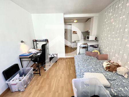 À BOURGES À louer Appartement 1 pièce 21.22 m2 Loyer 395,00 €/mois charges comprises * - Photo 3