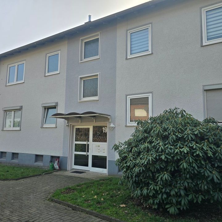 Erstbezug nach Renovierung! 2 Zimmer mit Balkon - Foto 1