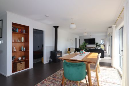 Brick family home - 9 km from town - Photo 2