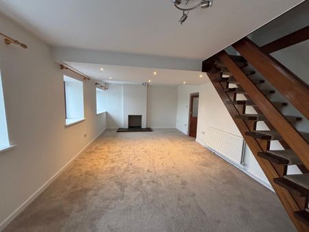 4 bedroom detached house to rent - Photo 4