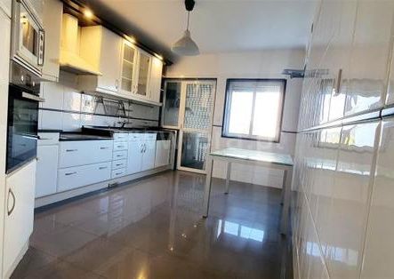 Apartamento T3 em Lisboa