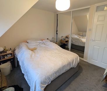 Priestly Gardens, Old Woking, Surrey, GU22 - Photo 4