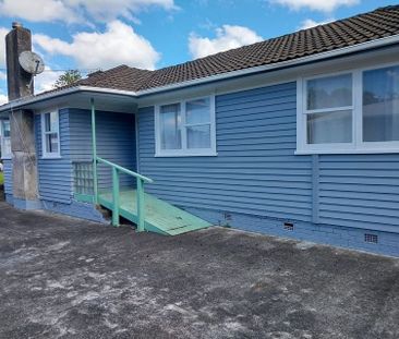 3Bed Large Family Home Huge Yard Avondale Pet OK - Photo 3