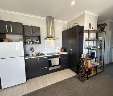 Furnished Apartment - Photo 2