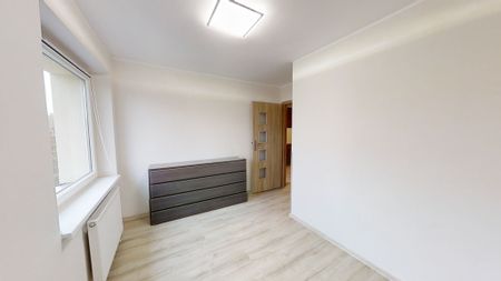 Dąbie, 7 pokoi, 3 łazienki, po generalnym remoncie - Photo 4