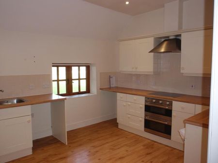 3 bedroom terraced house to rent - Photo 2