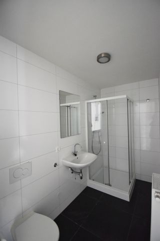 Te huur: Appartement Schiedamsesingel 179 D in Rotterdam - Photo 2