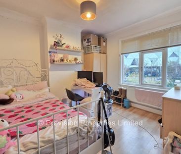 4 Bedroom Student House Headingley - Photo 1