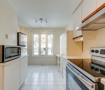 For Lease - 6 Empire Avenue, Toronto, Ontario - Photo 6