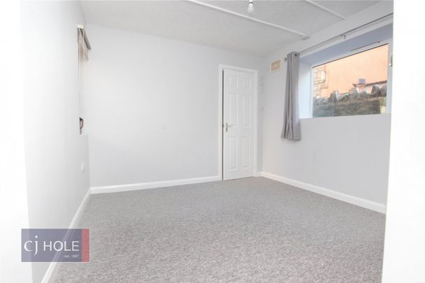 Severn Road, - Photo 1