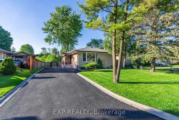 For Lease - 447 Taylor Mills Drive, Richmond Hill, Ontario - Photo 1