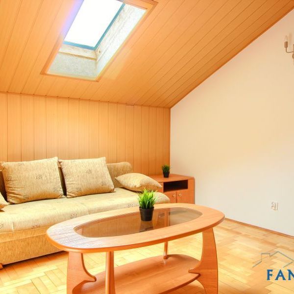 Komfortowe i Przestronne - 2 OSOBNE pokoje - 52m2 ZALESIE - Photo 1