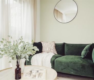 Walton House - Photo 1