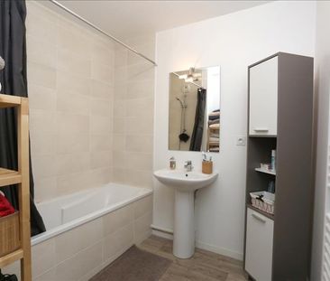 Location Appartement 3 pièces 59m² TOURS 37100 - Photo 6