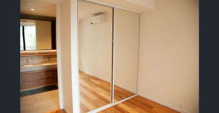 Brand New Merri Townhouse – Two Bedroom, Two Bathroom, Three Outdoor Spaces - Photo 2