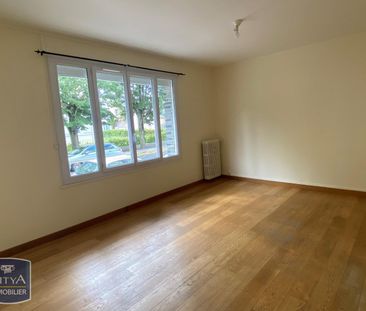 Location Appartement 4 pièces 75m² ANGERS 49000 - Photo 3