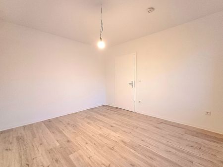 Vier Zimmer mit herausragender Aufteilung - Photo 3