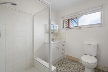 Low-maintenance Living In Nathan! - Photo 2