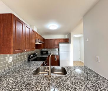 For Lease - 135 James Street Unit# 403, Hamilton, Ontario - Photo 1