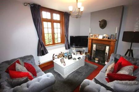 7 New Road, Guildford - 2 bedrooms Property for lettings - Seymours - Photo 4