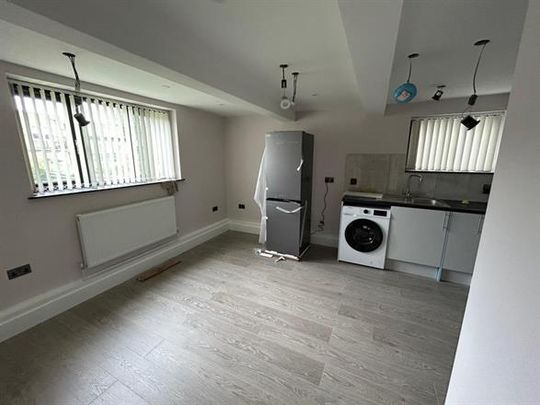 Station Road, High Wycombe - Photo 1
