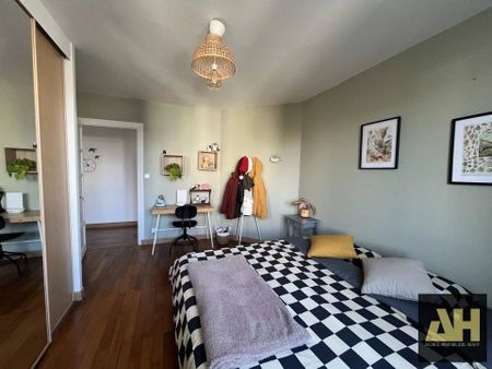 SIAM - BEAU T4 DE CARACTERE MEUBLE - BALCON - Photo 3