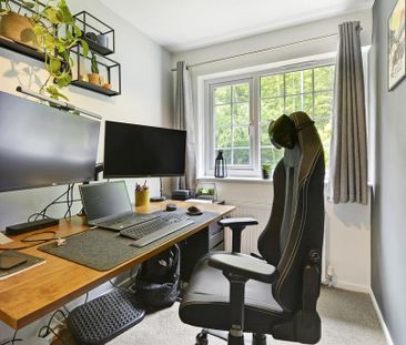 3 bedroom semi-detached house to rent - Photo 6