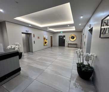 Victoria Avenue, Southend-On-Sea - Photo 6