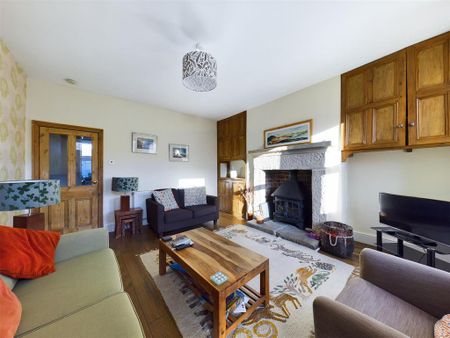 3 bedroom terraced house to rent - Photo 2