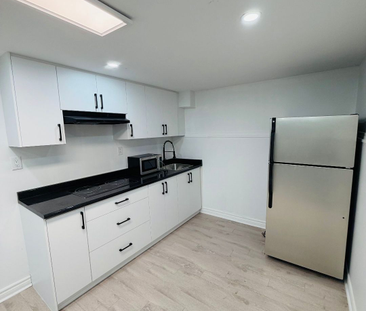 For Lease - 6636 Edenwood Drive Unit# Lower, Mississauga, Ontario - Photo 2