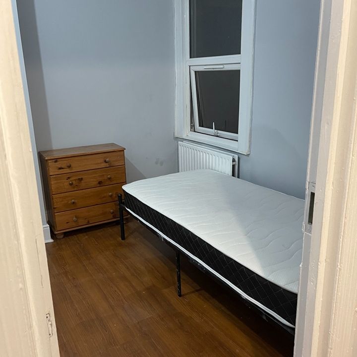 4 Bed Terraced House, Valentine Road, HA2 - Photo 1