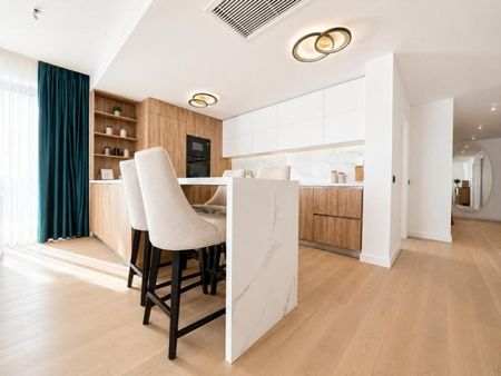Apartament cu 4 camere | One Herastrau Towers - Photo 4