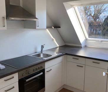 Stilvolle Galeriewohnung mit EBK im Hildener Norden - Photo 3