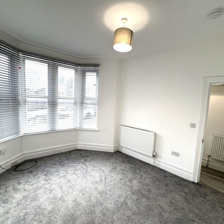 A Newly modernised Three-Bedroom Terraced home - Photo 1