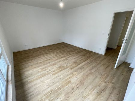 *saniert*EG*frisch modernisiertes Haus*riesiger Bakon* - Foto 2