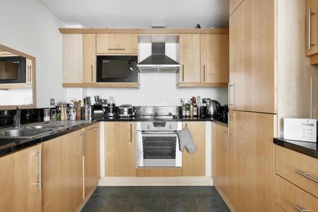 1 bedroom flat to rent - Photo 3