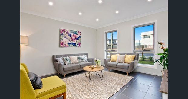 Comfortable Living in a Convenient Location - Photo 1