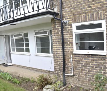 Gatton Close, Sutton, SM2 - Photo 4