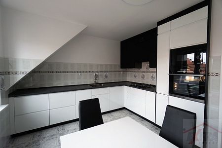 Dwupoziomowe mieszkanie o pow. 92,80, 4-pokoje. (415005) - Фото 5