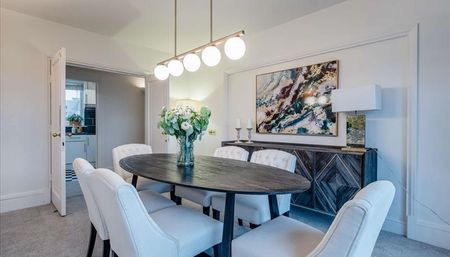 4 bedroom apartment to rent - Photo 3