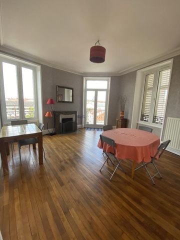 Location Appartement 3 pièces Meublé 80m² NANCY 54000 - Photo 2
