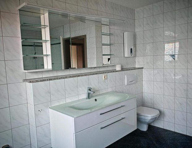Schicke 3,5 Zimmer Wohnung in 78579 Neuhausen ob Eck - Foto 1
