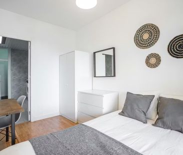 Calçada do Marquês de Abrantes, Lisbon, Lisbon 1200-163 - Photo 5