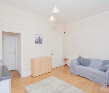 Flat 2, 90 Dufferin Avenue, Bangor, BT20 3AD - Photo 2