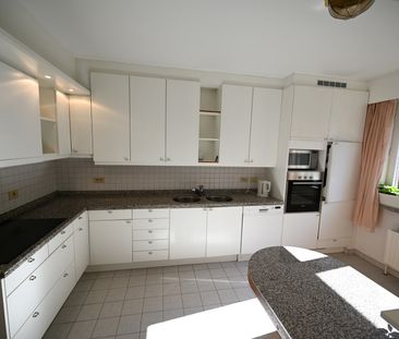 SUBLIEM & ZEER RUIM (145m²) 3-slaapkamer appartement nabij Astridpark - Foto 5