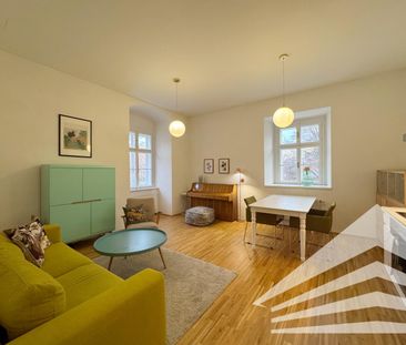 Stilvolle 2 Zimmer-Altbauwohnung mit Küche an der Donaulände - Photo 1