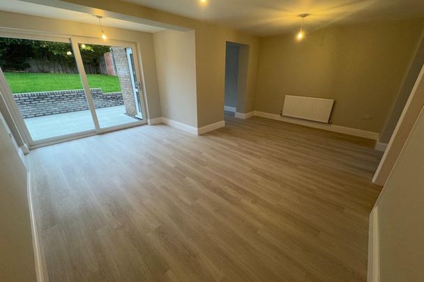 Merton Close - Photo 1