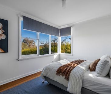 Freshly Updated Home - Mayfield - Photo 4