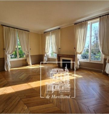 Maison • Saint-Cloud - Photo 2