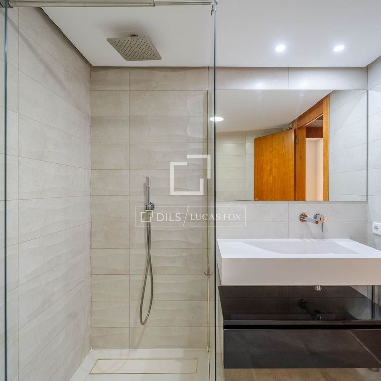 Luxury Apartment for rent in Valencia, Spain - Photo 1